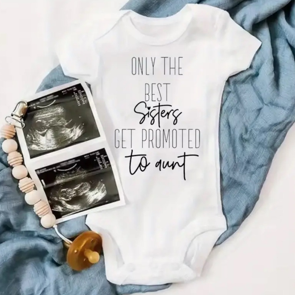 Aunt Promotion Tee